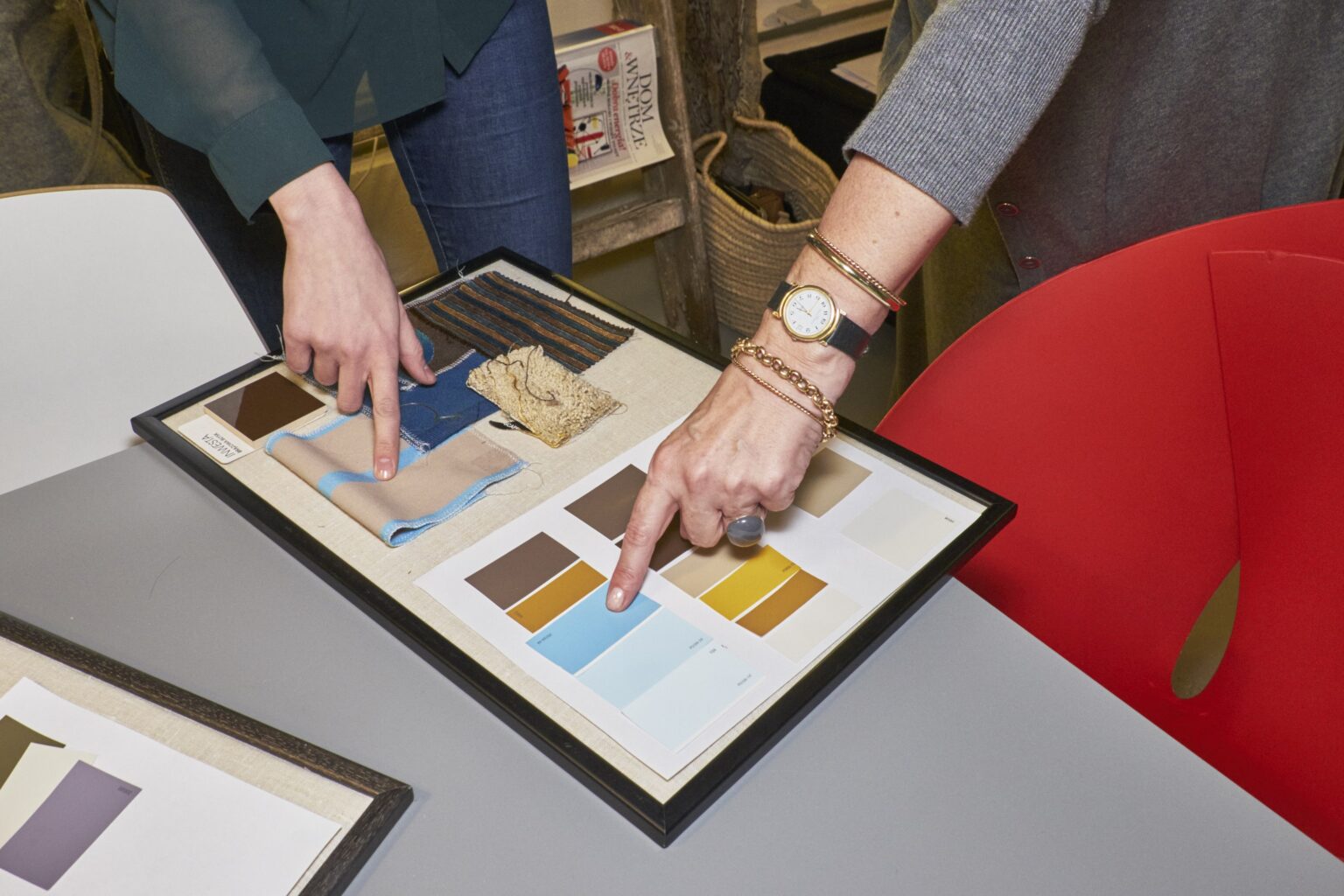 How to Use QR Codes for Booth Engagement - Indian Exhibition Services